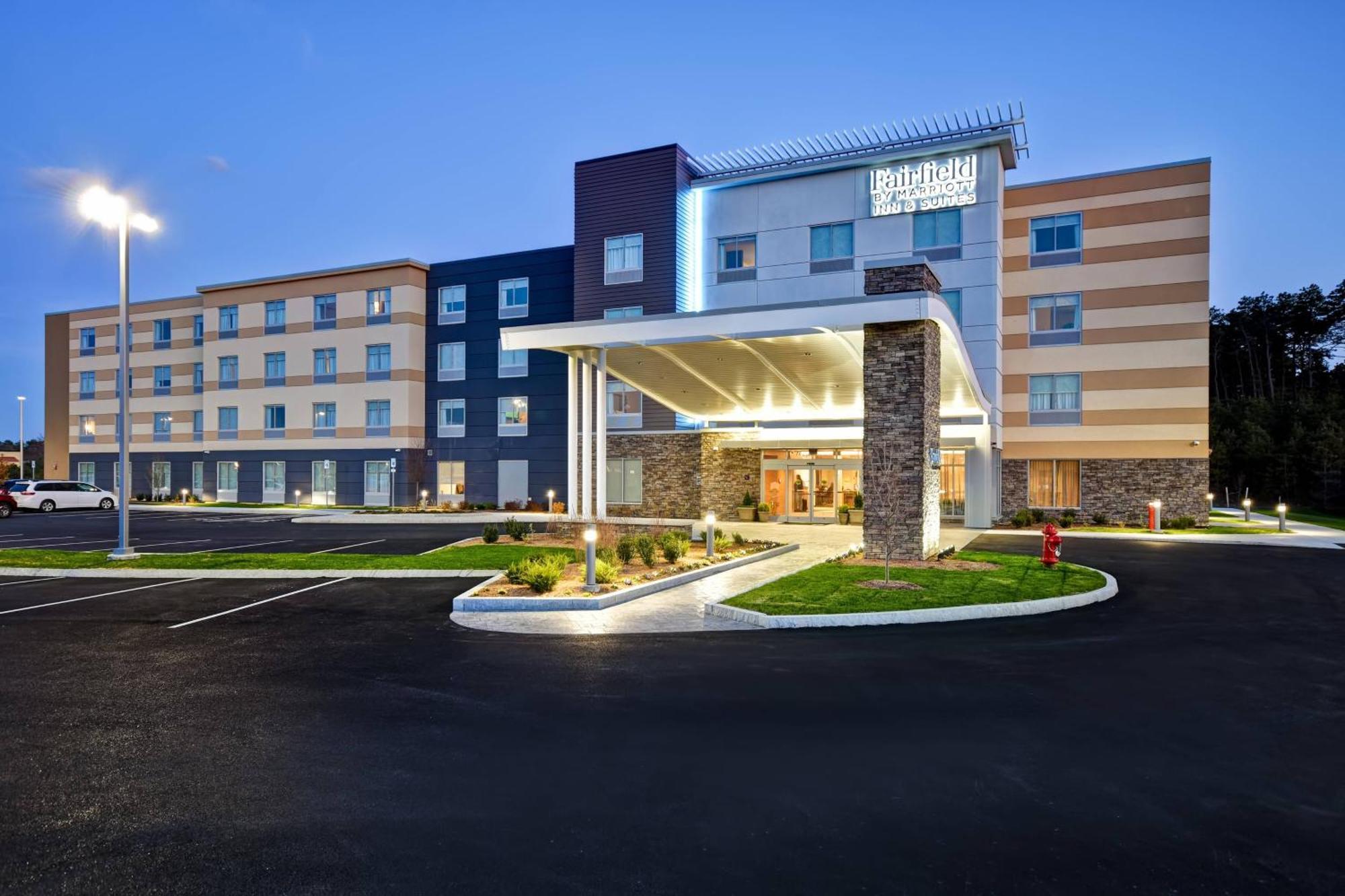 Fairfield Inn & Suites By Marriott Plymouth Exterior photo